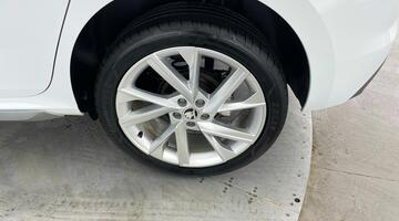 2023 Škoda 1.0 TSI SE L Executive DSG Euro 6 5-door (White) - Image: 33