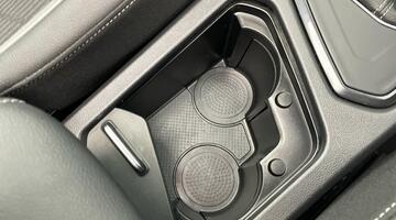 2023 Volkswagen TSI R-Line DSG Euro 6 5-door (Silver) - Image: 25