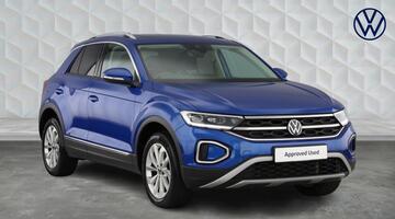 2022 Volkswagen TSI Style Euro 6 5-door (Blue) - Image: 1