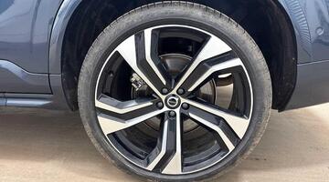 2024 Volvo 2.0h T8 18.8kWh Ultra Dark Auto 4WD Euro 6 5-door (Blue) - Image: 20