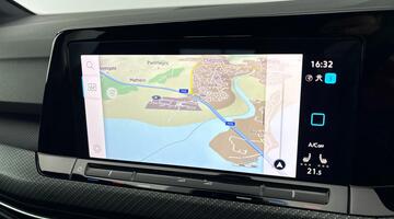 2024 Volkswagen ETSI MHEV R-Line DSG Euro 6 5-door (White) - Image: 17