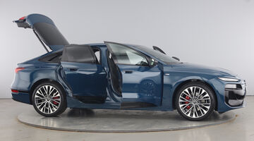 2025 Audi Sportback Edition 1 e-tron performance 270,00 kW (Blue) - Image: 10