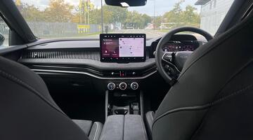 2025 Škoda TSI e-TEC MHEV SportLine DSG Euro 6 5-door (Grey) - Image: 8