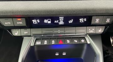 2025 Audi 2.0 TFSI Black Edition Sportback S Tronic quattro Euro 6 5-door (Blue) - Image: 16