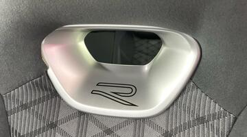 2025 Volkswagen TSI eHybrid 19.7kWh R-Line DSG Euro 6 5-door (Silver) - Image: 42