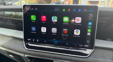 2025 Volkswagen TSI eHybrid 19.7kWh R-Line Edition DSG Euro 6 5-door (White) - Image: 35