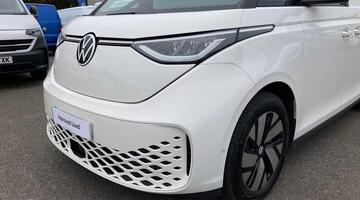 2025 Volkswagen Pro 79kWh Commerce Plus Auto 5-door (White) - Image: 9