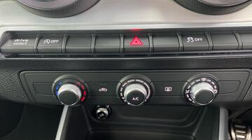 2025 Audi TFSI CoD 35 S line Euro 6 5-door (Black) - Image: 14