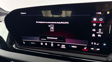 2025 Audi 2.0 TFSI S line S Tronic Euro 6 5-door (Blue) - Image: 13