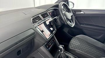 2023 Volkswagen TSI R-Line DSG Euro 6 5-door (Blue) - Image: 2