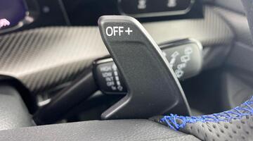 2025 Volkswagen 2.0 TSI R Black Edition DSG 4Motion Euro 6 5-door (White) - Image: 7