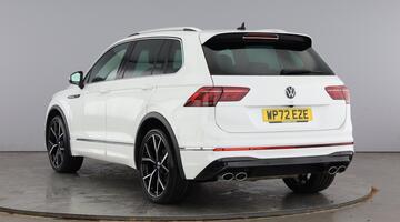 2022 Volkswagen 2.0 TSI R DSG 4Motion Euro 6 5-door (White) - Image: 3