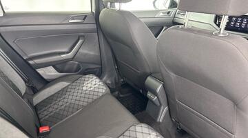 2025 Volkswagen TSI R-Line DSG Euro 6 5-door (White) - Image: 26