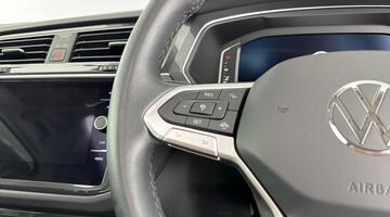 2023 Volkswagen TSI Elegance DSG Euro 6 5-door (Black) - Image: 23