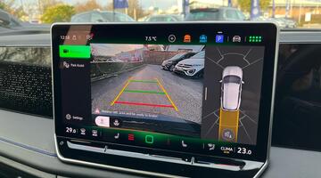 2025 Volkswagen ETSI MHEV R-Line DSG Euro 6 5-door (Grey) - Image: 19