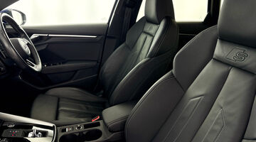 2021 Audi TFSI 35 S line Sportback S Tronic Euro 6 5-door (Blue) - Image: 35