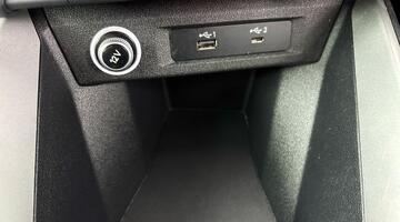 2019 Audi 1.0 TFSI 30 Sport Sportback Euro 6 5-door (Red) - Image: 25