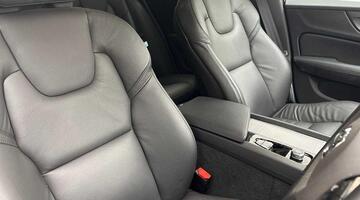 2025 Volvo 2.0 B4 MHEV Plus DCT Auto Euro 6 5-door (Blue) - Image: 28