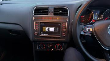 2017 Volkswagen TSI BlueMotion Tech Match Euro 6 5-door (White) - Image: 44