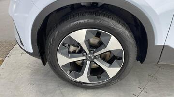 2025 Volvo 2.0 B4 MHEV Plus DCT Auto Euro 6 5-door (Blue) - Image: 37