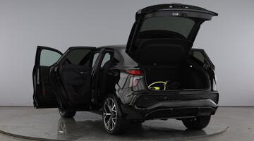 2025 Audi E-hybrid Launch Edition Sportback S Tronic Euro 6 5-door 26kWh (Black) - Image: 11