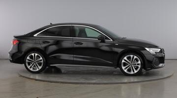 2026 Audi TFSI S line S Tronic Euro 6 4-door (Black) - Image: 4