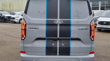 2026 Ford 320 Duratec 11.8kWh Sport Crew Van Auto Euro 6 5-door (Grey) - Image: 6