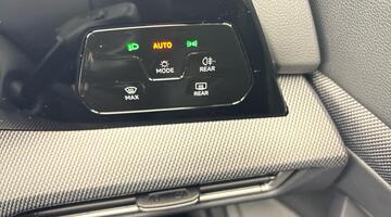 2025 Volkswagen TSI R-Line Euro 6 5-door (Grey) - Image: 23