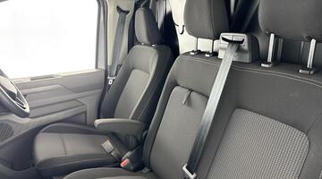 2025 Volkswagen 2.0 TDI T3Commerce Auto FWD SWB Euro 6 5-door (Grey) - Image: 34