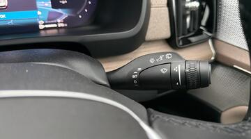 2025 Volvo 2.0 T8 18.8kWh Ultra Dark Auto 4WD Euro 6 5-door (Red) - Image: 44