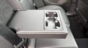 2024 Volvo 2.0 B4 MHEV Ultra Bright DCT Auto Euro 6 5-door (Silver) - Image: 38