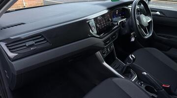 2022 Volkswagen 1.0 EVO Life Euro 6 5-door (Black) - Image: 25
