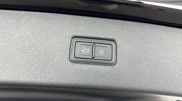 2025 Audi 3.0 TDI V6 50 Black Edition Tiptronic quattro Euro 6 5-door (Black) - Image: 37