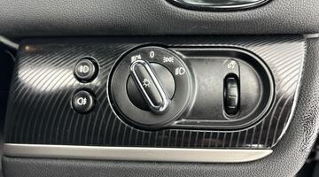 2022 MINI 2.0 Cooper S Exclusive Steptronic Euro 6 5-door (Black) - Image: 24