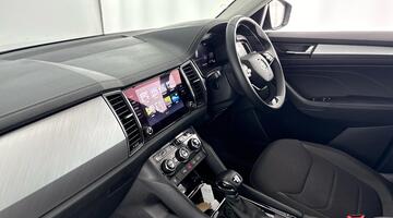 2024 Škoda TSI ACT SE Drive DSG Euro 6 5-door (7 Seat) (Black) - Image: 2