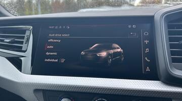 2025 Audi 1.0 TFSI 30 S line Sportback S Tronic Euro 6 5-door (Blue) - Image: 36