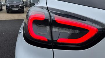 2023 Ford EcoBoost ST Euro 6 5-door (White) - Image: 18