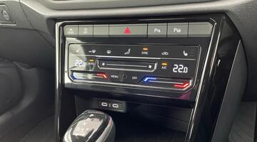 2023 Volkswagen TSI R-Line DSG 2WD Euro 6 2-door (Multicolour) - Image: 14