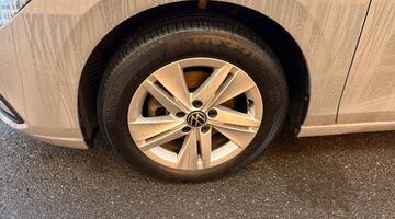 2022 Volkswagen TSI Life Euro 6 5-door (Grey) - Image: 11