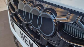 2025 Audi E-hybrid Launch Edition Sportback S Tronic Euro 6 5-door 26kWh (White) - Image: 10