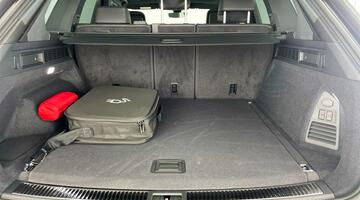 2025 Volkswagen 3.0 V6 TSI eHybrid 14.3kWh R Tiptronic 4Motion Euro 6 5-door (Grey) - Image: 36