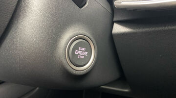 2025 Škoda 2.0 TDI SE L DSG Euro 6 5-door (Yellow) - Image: 12