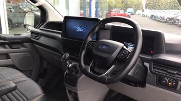 2025 Ford 2.0 320 EcoBlue Trail L1 H1 Euro 6 5-door (Grey) - Image: 6