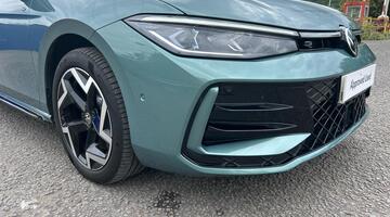 2025 Volkswagen TSI eHybrid 19.7kWh R-Line DSG Euro 6 5-door (Green) - Image: 11