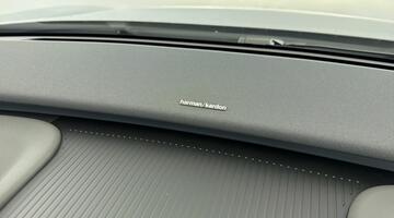 2025 Volvo Single Motor Extended Range 69kWh Plus Auto 5-door (Grey) - Image: 26