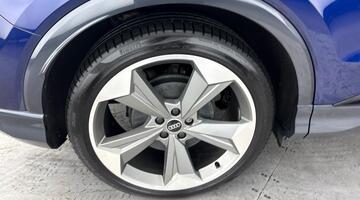 2023 Audi 40 Black Edition Sportback Auto 5-door 82kWh (Blue) - Image: 16