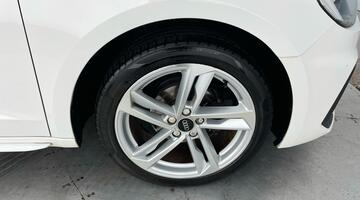 2023 Audi 1.0 TFSI 25 S line Sportback S Tronic Euro 6 5-door (White) - Image: 5