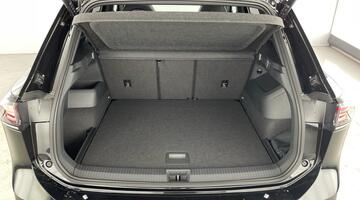 2025 Volkswagen ETSI MHEV R-Line DSG Euro 6 5-door (Black) - Image: 32