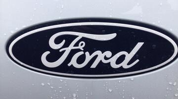 2025 Ford Standard Range 43kWh Premium Auto 5-door (White) - Image: 40