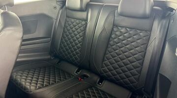 2022 Volkswagen TSI R-Line 2WD Euro 6 2-door (Red) - Image: 32